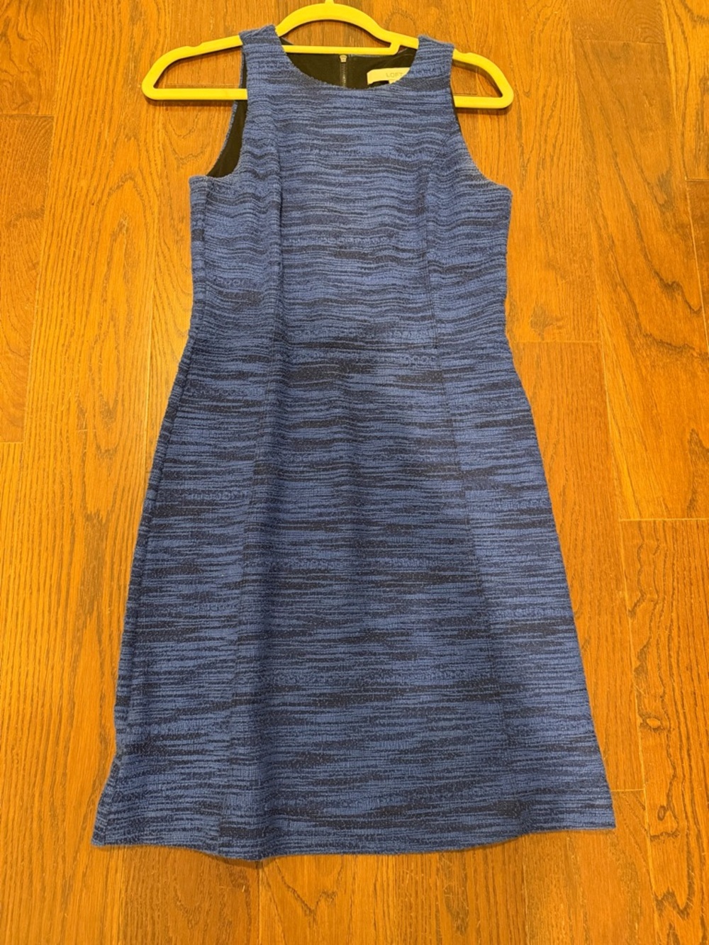 Sz 2 Sleeveless Blue Textured Dress